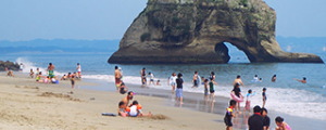 磯原二ツ島海水浴場